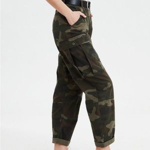 American Eagle Outfitters Cargo Pants 